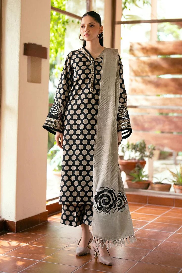 Sunehri 3Pc Printed & Embroidered Dress